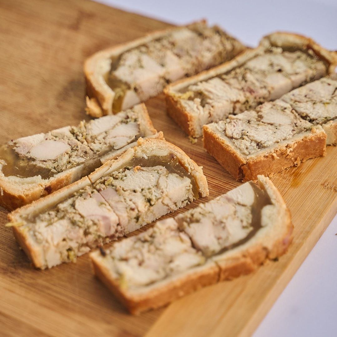 Détail de la croûte dorée